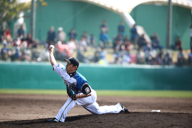 日ハム 武田久が左膝内側半月板損傷 精密検査を経て手術予定 Baseball King