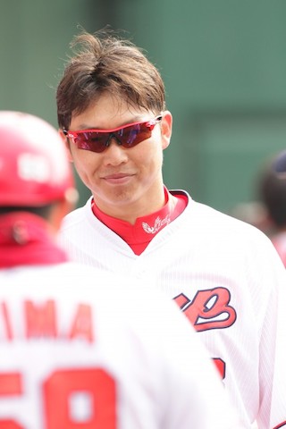 広島 新井が復帰後初の4番でスタメン出場 6連敗中のチームを救えるか Baseball King