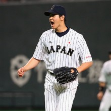 SAPPORO, JAPAN - NOVEMBER 08:  Starting pitcher Shohei Otani #16 of Japan reacts after striking out in the top of the fifth inning during the WBSC Premier 12 match between Japan and South Korea at the Sapporo Dome on November 8, 2015 in Sapporo, Japan.  (Photo by Koji Watanabe - SAMURAI JAPAN/SAMURAI JAPAN via Getty Images)