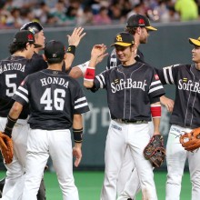 パ首位攻防第1RはソフトBが勝利！　8月19日のプロ野球まとめ