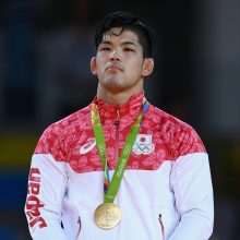 日本S第6戦始球式にリオ五輪柔道金の大野将平が登場