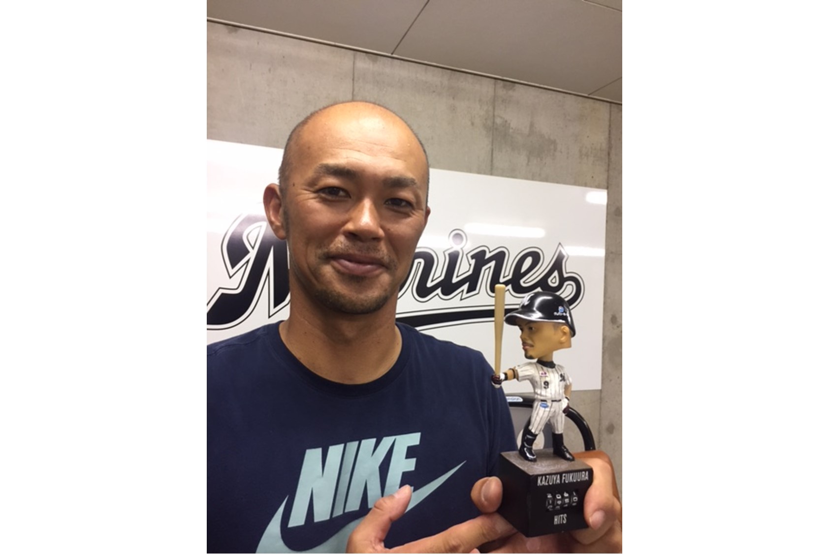 ロッテ 福浦 Fuku Meter 付きボブルヘッド人形発売 00本安打カウントダウン Baseball King