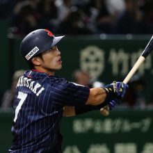 侍ジャパン、外崎の初代表弾で先制！　西武で今季飛躍、非凡な長打力発揮