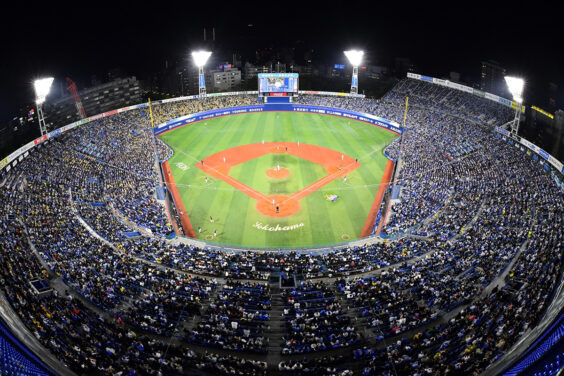 横浜スタジアム