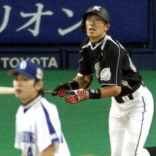 里崎氏、10年日本S第7戦に「岡ちゃんが打ったのがスゴイ」