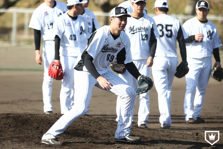 BASEBALL KING | 日本の野球を盛り上げる！河村だけじゃない！身長191センチのロッテ・土居が3戦連続無失点中