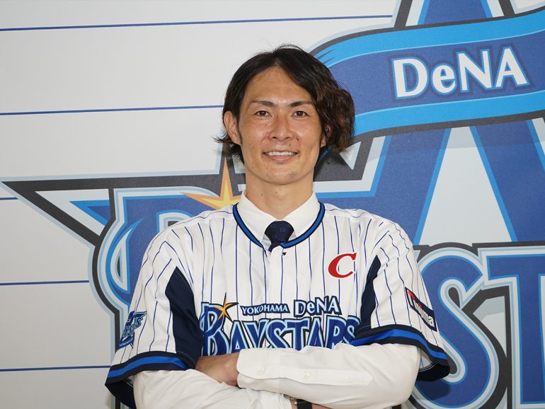 BASEBALL KING | 日本の野球を盛り上げる！石川雄洋氏が引退セレモニー「心の中に皆さんの声援はいつまでも残る」