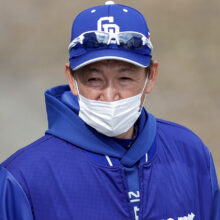 大矢氏、中日の一塁走者の投手・岡野が2球連続スタートに「普通は動かないところ」