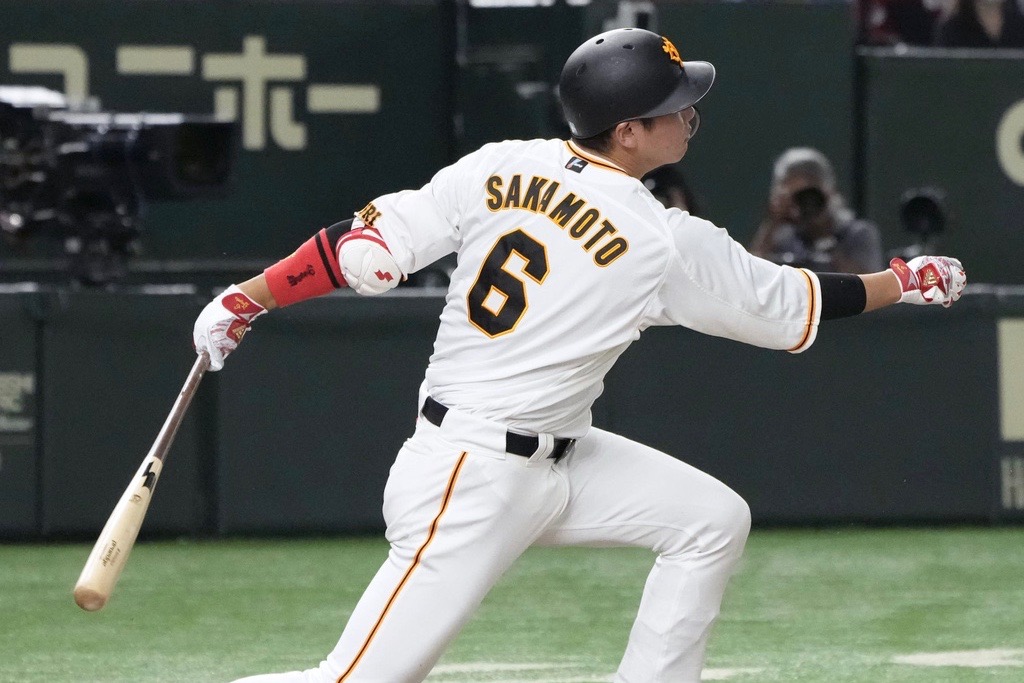 坂本勇人 100号本塁打記念 メモリアルカード - スポーツ選手