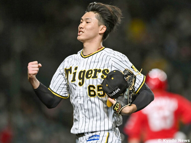 GINGER掲載商品 2023BBM阪神タイガース 湯浅選手 - 野球