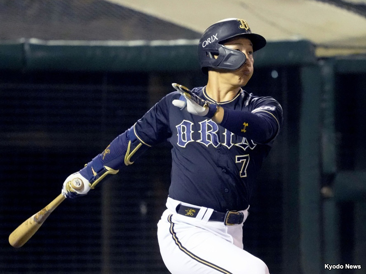 オリックス快勝し首位鷹ピタリ追走　山本15勝目、吉田正6打点で打点トップ浮上