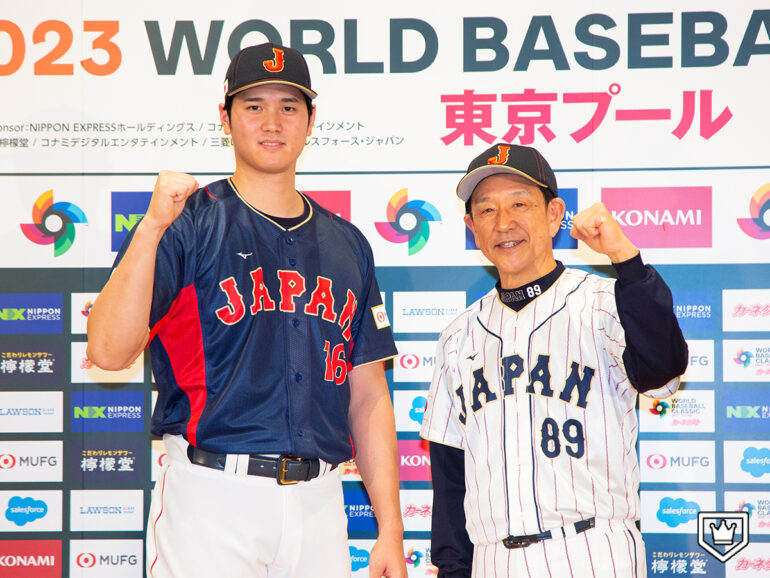 侍ジャパンメンバー着用モデル2023 WBC 侍ジャパン　レプリカパーカー\u0026ジャケットセット　Lサイズ