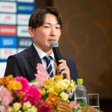 侍ジャパン優勝帰国会見に出席した源田壮亮［写真＝須田康暉］