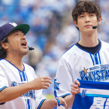 ムロツヨシさんと宮沢氷魚さん [写真＝萩原孝弘]