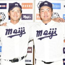 明大・宗山塁が先制の右前適時打で5試合連続安打「うまく粘りながら変化球についていけた」