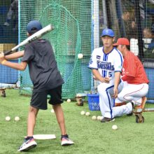 【DeNA】『神奈川県野球交流戦』が復活！ドラ1・松尾汐恩は野球ふれあい教室で「元気をもらえました」