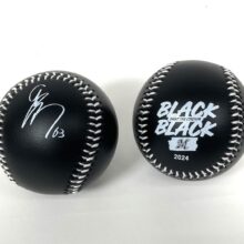 ロッテ、5月18日と19日にBLACK BLACKボールをプレゼントするキャンペーンを実施