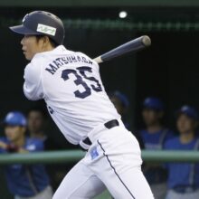渡辺GM兼監督代行「戦力になってくれる」移籍後初出場の西武・松原は6打数0安打
