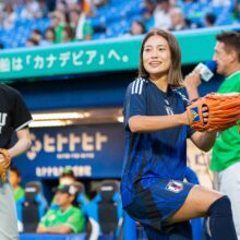 始球式を行ったサッカー女子日本代表・長野風花【写真＝須田康暉】