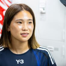 取材に応じたサッカー女子日本代表・長野風花【写真＝須田康暉】