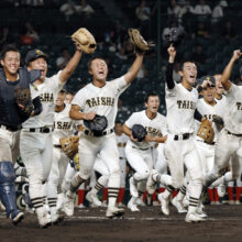 変わりゆく高校野球と変わらない甲子園の風景【白球つれづれ】