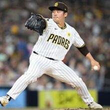 松井裕樹、連勝呼ぶ1回無失点2Kの好救援　プロファーが好守備後に逆転3ラン