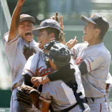 京都国際が悲願の甲子園初制覇！京都勢では68年ぶりの頂点