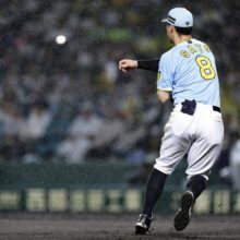 阪神低迷の元凶は佐藤輝なのか？【白球つれづれ】