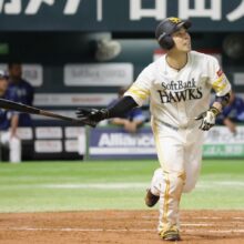 ソフトバンク、第1戦と第2戦はセ本拠地でDHなしでの戦い　近藤の起用法はどうなる！？小久保監督「最終的には明日決めます」