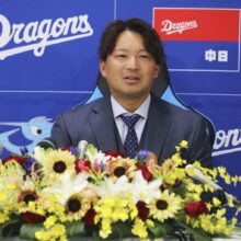 「最初から最後まで自分らしくできた」泣いて笑って中日の“泣き虫タジ魔神” 田島慎二が現役引退