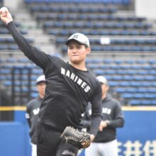 ロッテ・中森俊介「もう1度真っ直ぐを極めたい」〜11月6日のZOZOマリン秋季練習〜