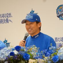 【DeNA】番長スマイル全開！ CS制した三浦監督「チームがどんどんより一つになってきた」と“一丸野球”に手応え