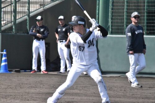 小川龍成選手　実使用ヘルメット featured_image.jpg