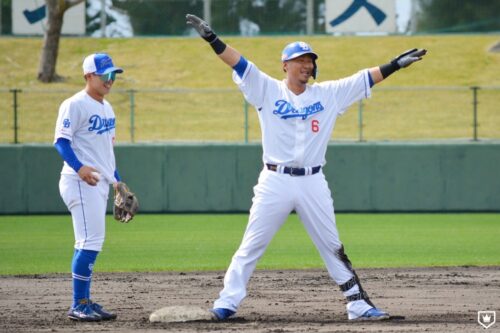 ロッテ】井口監督が千葉海上保安部のポスターに起用される