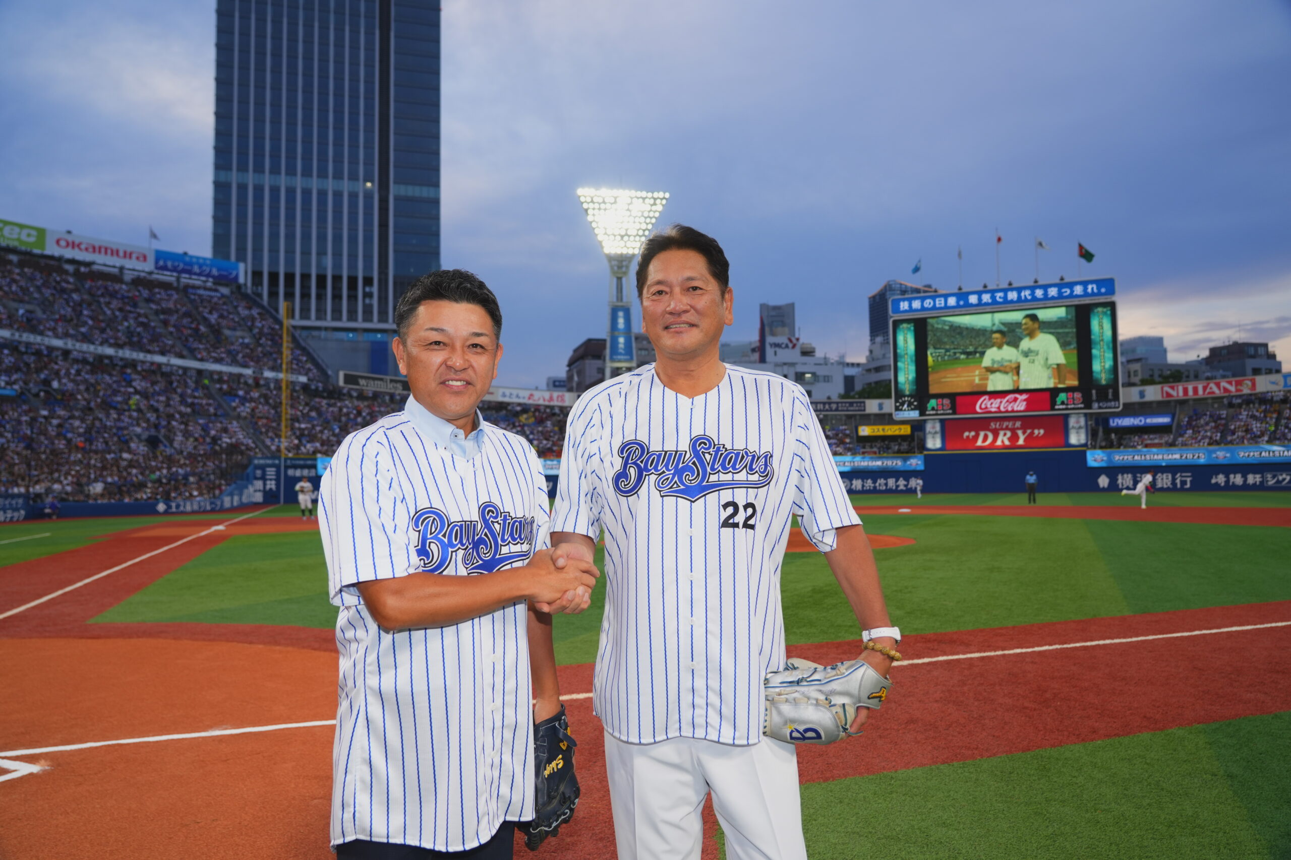 オールスターの始球式に佐々木主浩氏と谷繁元信氏が登場！谷繁氏「1998