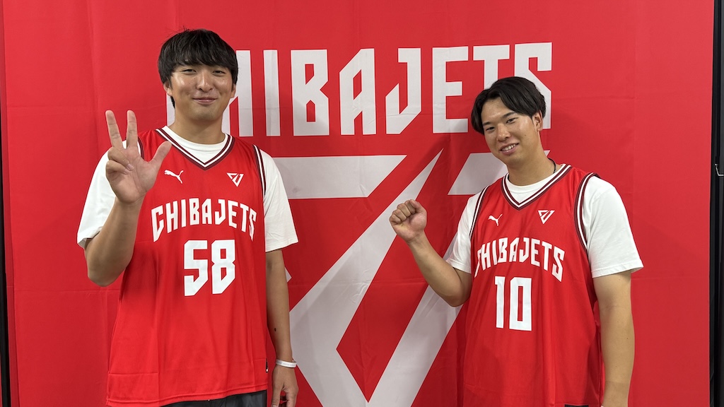 ロッテ、河村と上田が千葉ジェッツのホームゲームでフリースローチャレンジ！「希由翔に1本は決めて欲しかった」