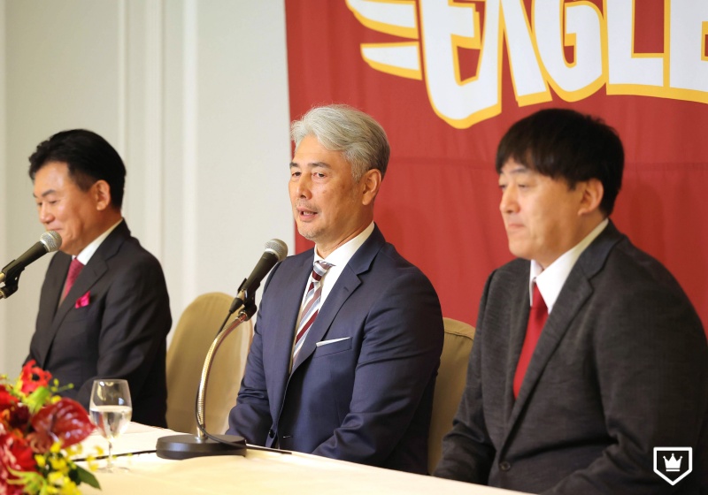 楽天・三木谷流チーム改造に異議あり【白球つれづれ】